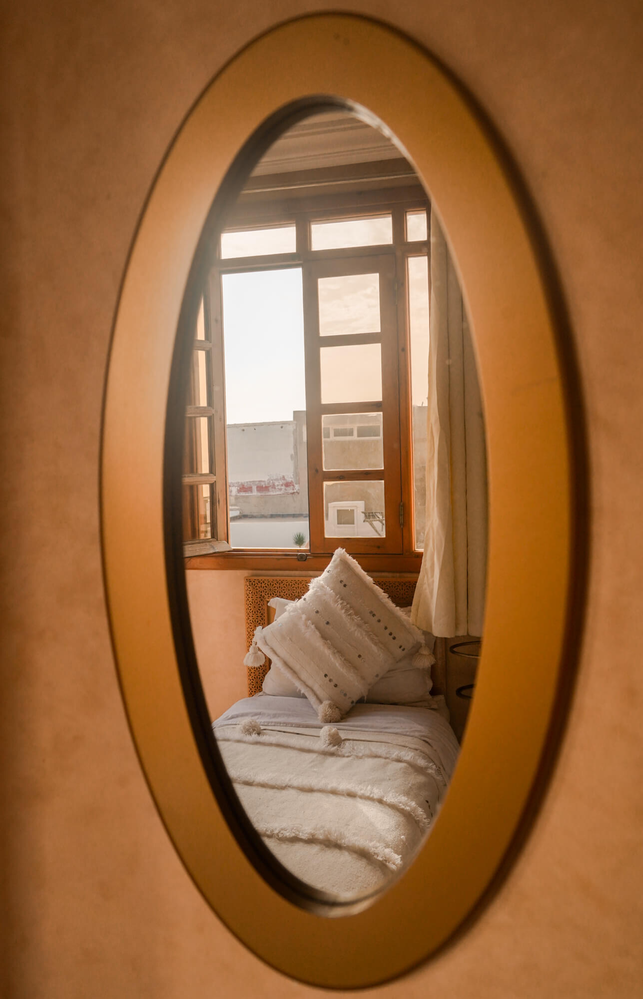 Detal wnętrza pokoju w marokańskim stylu